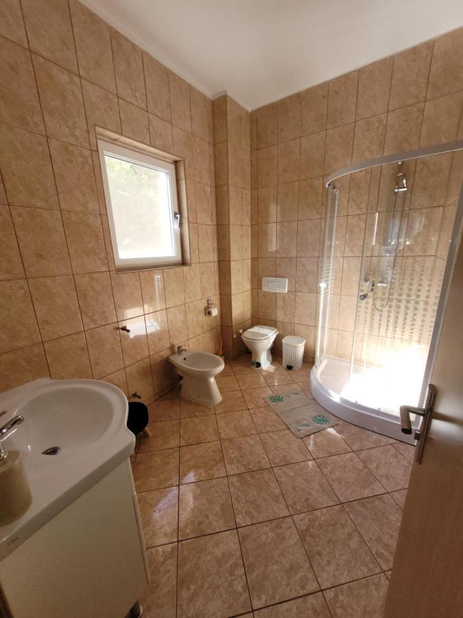 Hotel Casa Patryk à Orşova Extérieur photo